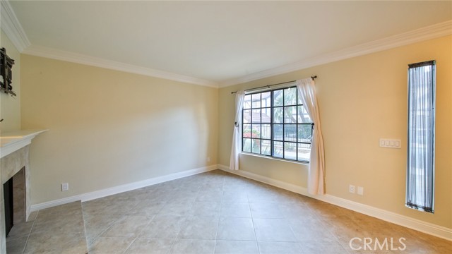 Detail Gallery Image 3 of 42 For 1013 W Linden St #5,  Riverside,  CA 92507 - 2 Beds | 1/1 Baths