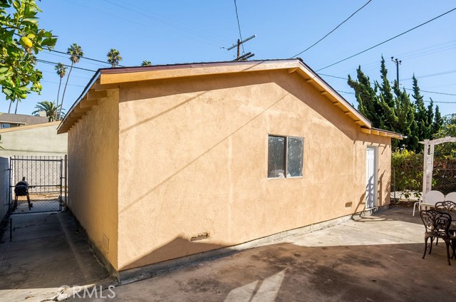 Detail Gallery Image 25 of 33 For 4716 S Van Ness, Los Angeles,  CA 90062 - 3 Beds | 1/1 Baths