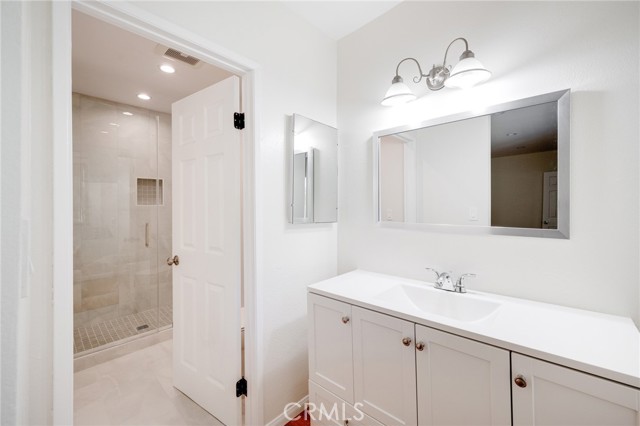 Detail Gallery Image 12 of 24 For 7727 via Napoli #75,  Burbank,  CA 91504 - 3 Beds | 2/1 Baths