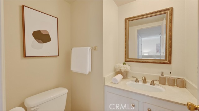 Detail Gallery Image 9 of 30 For 8237 Henshaw Cir, Buena Park,  CA 90621 - 3 Beds | 2/1 Baths