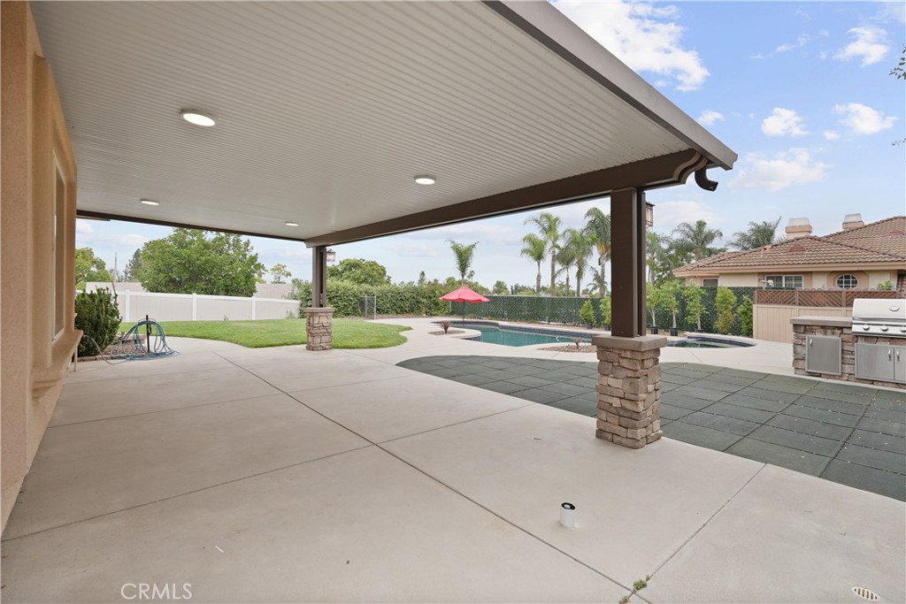 40396296 7015 4E07 9522 B65062E755F4 1018 W 15Th Street, Upland, Ca 91786 &Lt;Span Style='BackgroundColor:transparent;Padding:0Px;'&Gt; &Lt;Small&Gt; &Lt;I&Gt; &Lt;/I&Gt; &Lt;/Small&Gt;&Lt;/Span&Gt;