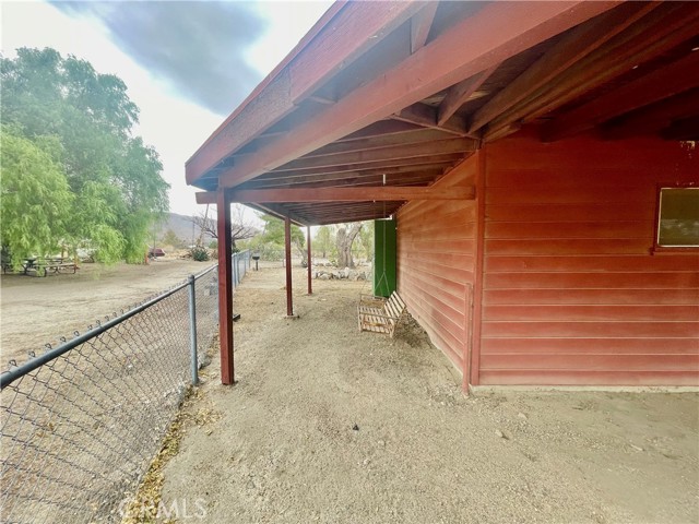 Detail Gallery Image 9 of 24 For 9260 Lanning Ln, Morongo Valley,  CA 92256 - 2 Beds | 1 Baths