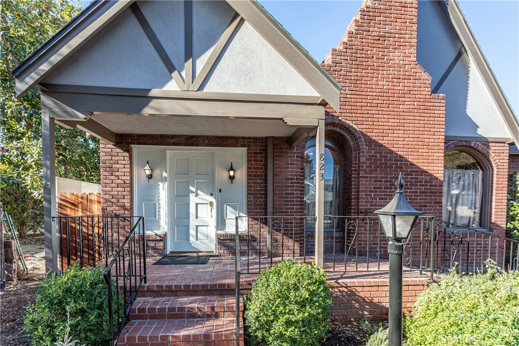 823 N Fairview StreetBurbank img 2