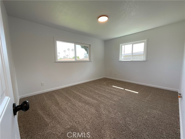 Detail Gallery Image 11 of 22 For 17532 Pine Ave, Fontana,  CA 92335 - 3 Beds | 2 Baths
