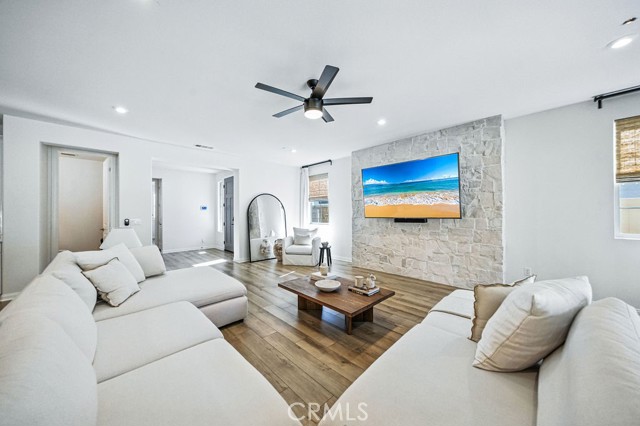 Detail Gallery Image 29 of 70 For 2428 Monroe Pl, Escondido,  CA 92027 - 4 Beds | 3/1 Baths
