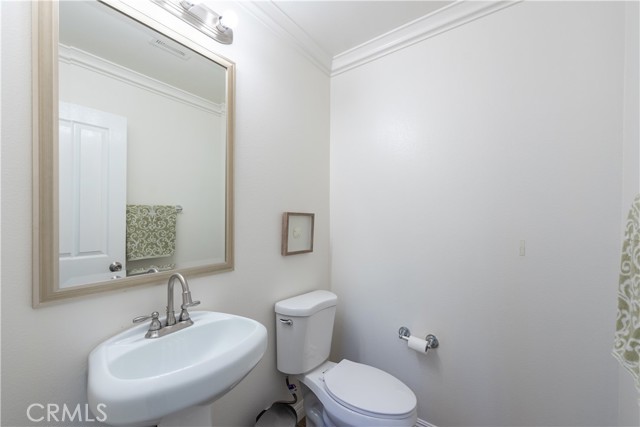 23 Bower Tree, Irvine CA: https://media.crmls.org/medias/403afaa5-1c6d-4df9-b772-f778ee3165e9.jpg