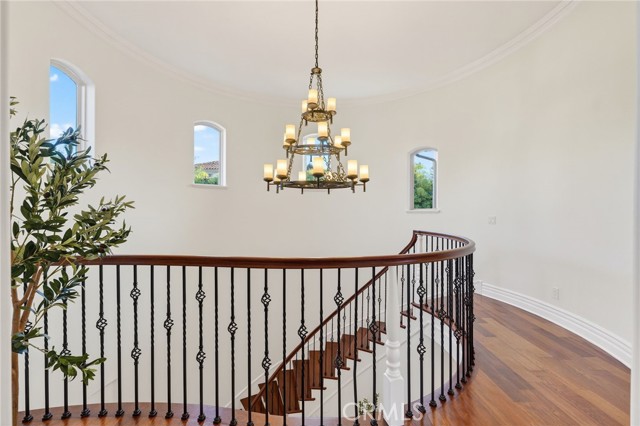 Detail Gallery Image 32 of 74 For 113 S Herrin, Manhattan Beach,  CA 90266 - 5 Beds | 4/1 Baths