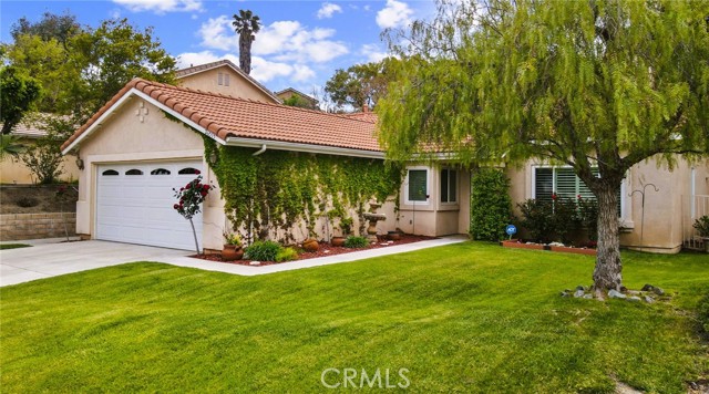 26515 Cresthaven Circle, Canyon Country (santa Clarita), CA 91351 Listing Photo  2