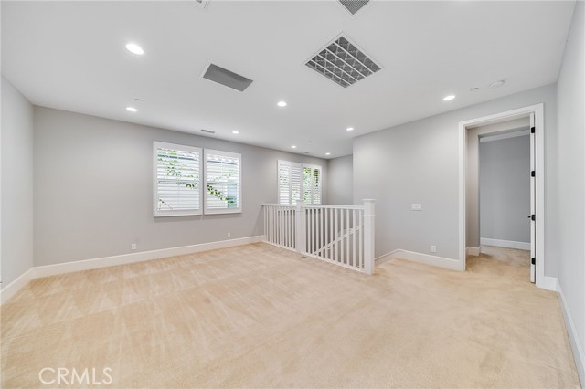 Detail Gallery Image 27 of 45 For 212 Parkwood, Irvine,  CA 92620 - 4 Beds | 4/1 Baths