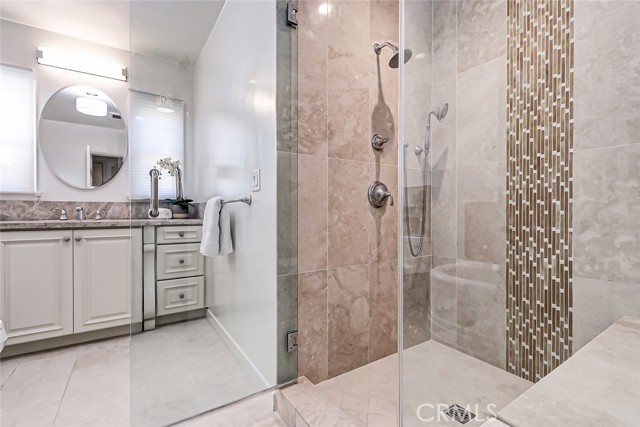 Detail Gallery Image 24 of 40 For 2929 Cardiff, Los Angeles,  CA 90034 - 2 Beds | 2 Baths