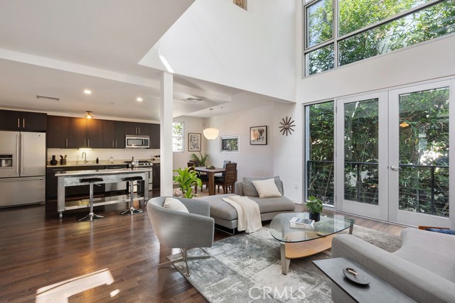 4111 W Sunset Boulevard, Los Angeles CA: https://media.crmls.org/medias/403d80e4-5d08-4669-b8ef-2cf476d5dc8c.jpg