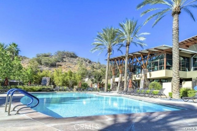 Detail Gallery Image 25 of 33 For 24024 Augusta Dr, Corona,  CA 92883 - 2 Beds | 2 Baths