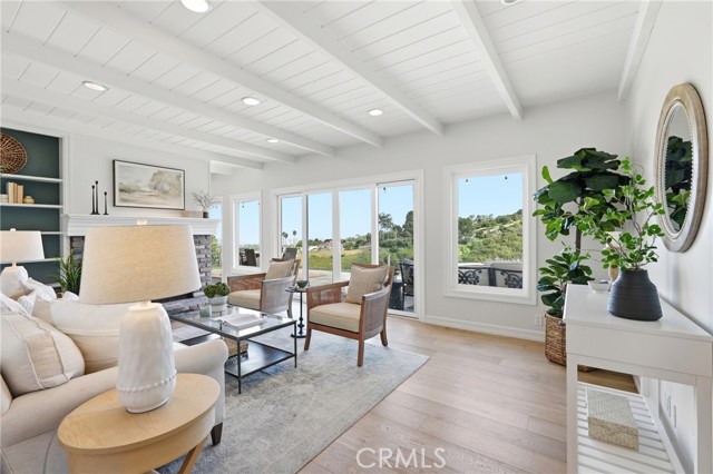 Detail Gallery Image 3 of 47 For 27078 Sunnyridge, Palos Verdes Peninsula,  CA 90274 - 3 Beds | 2/1 Baths