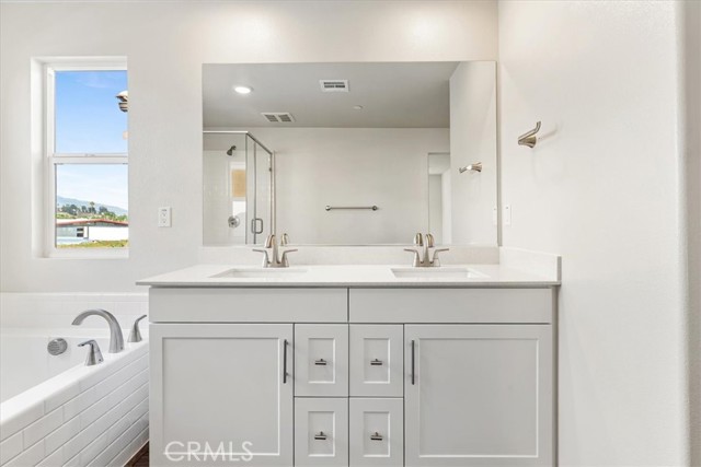 Detail Gallery Image 13 of 16 For 1447 Prairie Rose Ln, Upland,  CA 91786 - 3 Beds | 2/1 Baths