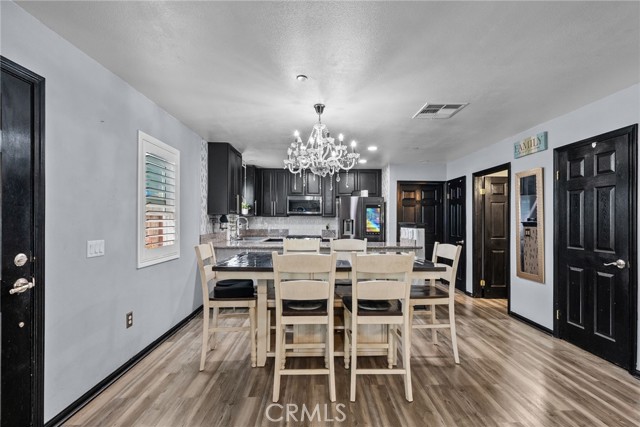 26120 Goldman Place, Saugus CA: https://media.crmls.org/medias/403e1db7-eb88-479b-85e5-ce66f32ddc17.jpg