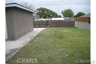 Detail Gallery Image 2 of 5 For 220 E Magnolia St, Pomona,  CA 91767 - 3 Beds | 2 Baths