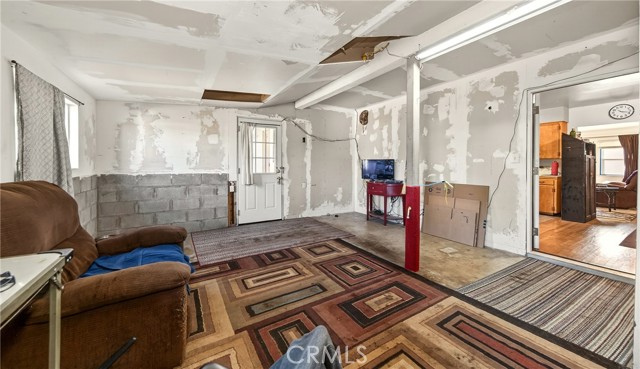 Detail Gallery Image 6 of 19 For 35236 Elm Ln, Yucaipa,  CA 92399 - 2 Beds | 1/1 Baths