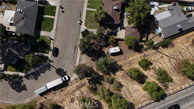 Detail Gallery Image 6 of 11 For 2243 E Cambridge Ave, Fresno,  CA 93703 - – Beds | – Baths