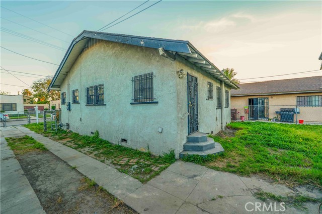 Detail Gallery Image 6 of 19 For 315 W Cedar, Compton,  CA 90220 - 2 Beds | 1 Baths