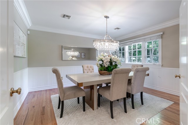 1354 Bedford Road, San Marino CA: https://media.crmls.org/medias/403eec49-7b22-4e86-9c1e-dfe1812a4ccc.jpg