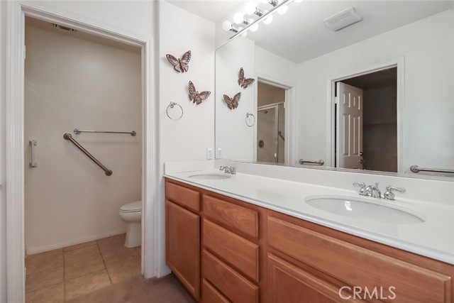 Detail Gallery Image 21 of 41 For 2023 Freesia Ave, Simi Valley,  CA 93063 - 2 Beds | 2/1 Baths