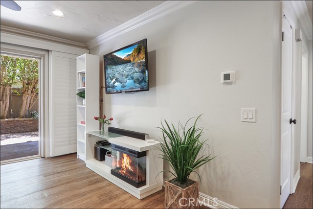 21312 Tupelo Lane, Lake Forest CA: https://media.crmls.org/medias/403f0fab-c408-4076-83d0-2ffa936db20a.jpg