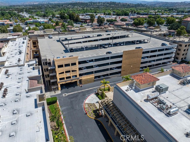 24595 Town Center Drive, Valencia CA: https://media.crmls.org/medias/403f3267-b73a-4e7c-a809-26dccbe4094c.jpg