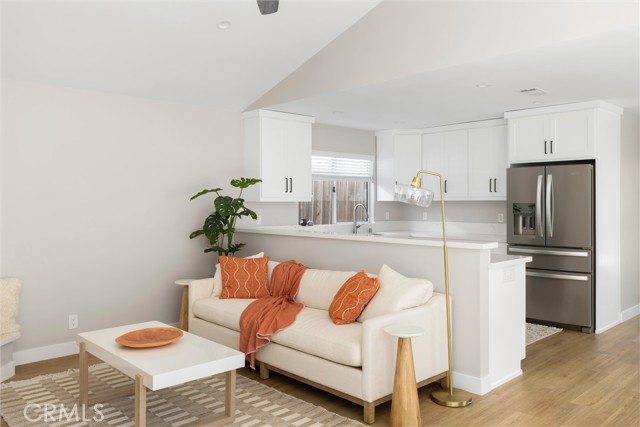 Detail Gallery Image 4 of 19 For 1726 7th, Los Osos,  CA 93402 - 2 Beds | 1 Baths