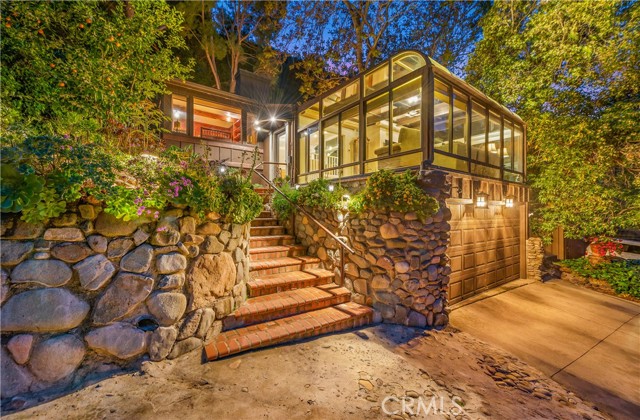 29772 Silverado Canyon Road, Silverado Canyon CA: https://media.crmls.org/medias/4042c3a3-9176-440d-ac14-cec0f6fc3d95.jpg