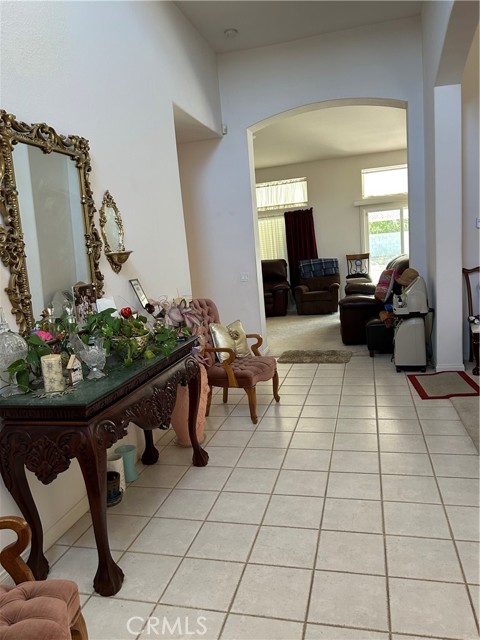 Detail Gallery Image 5 of 58 For 20361 Pahute, Apple Valley,  CA 92308 - 4 Beds | 2/1 Baths