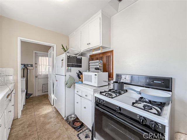 Detail Gallery Image 22 of 39 For 6223 Klump, North Hollywood,  CA 91606 - 2 Beds | 1 Baths