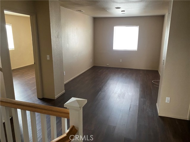 15618 Choctaw Street, Victorville CA: https://media.crmls.org/medias/40439adf-6b87-4bdb-8edf-9543975707c5.jpg