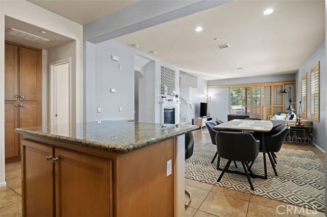 Detail Gallery Image 10 of 43 For 7694 Lisbon Pl #6,  Rancho Cucamonga,  CA 91739 - 3 Beds | 3/1 Baths