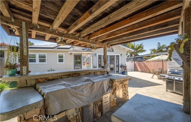 Detail Gallery Image 37 of 44 For 2731 Rutgers Ave, Long Beach,  CA 90815 - 3 Beds | 2 Baths