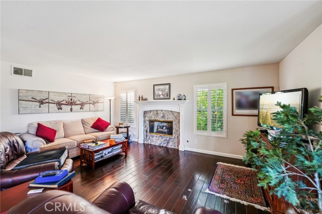 Detail Gallery Image 5 of 48 For 32186 Placer Belair, Temecula,  CA 92591 - 4 Beds | 3 Baths