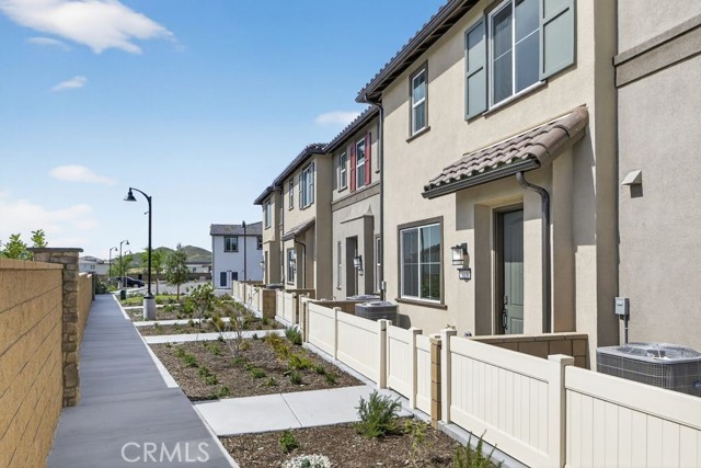 Front Image Thumbnail for CRIG26020532