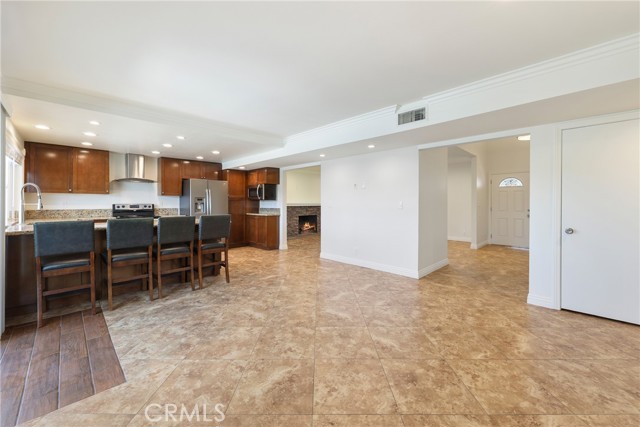 934 Mathewson Avenue, Placentia CA: https://media.crmls.org/medias/4045bdfb-624f-44d9-ac0f-ce930cb3f323.jpg