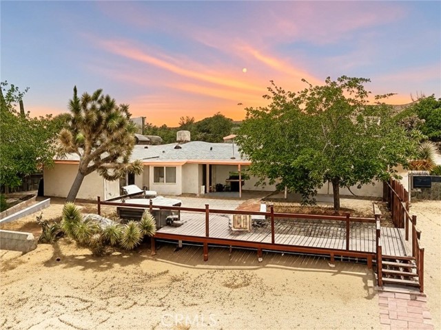 57966 El Dorado Drive, Yucca Valley CA: https://media.crmls.org/medias/4045c244-b488-44cb-920d-92ed32bfc339.jpg