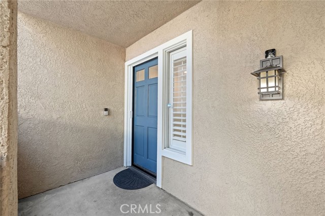 164 Stanford Court, Irvine CA: https://media.crmls.org/medias/40463fbe-aa22-4c51-ad31-ea3b69762427.jpg