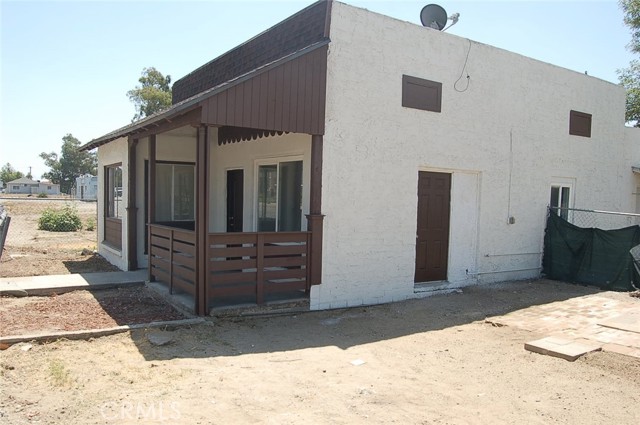 16171 Foothill Boulevard, Fontana CA: https://media.crmls.org/medias/404645b4-2ba2-48fc-911b-be4d4dd7e901.jpg