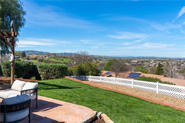Detail Gallery Image 37 of 54 For 2039 Promontory, Paso Robles,  CA 93446 - 3 Beds | 2/1 Baths