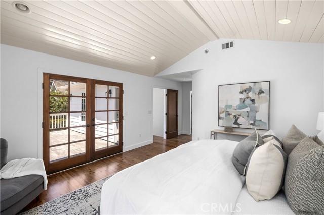 Detail Gallery Image 33 of 50 For 1212 2nd St, Manhattan Beach,  CA 90266 - 4 Beds | 3/1 Baths