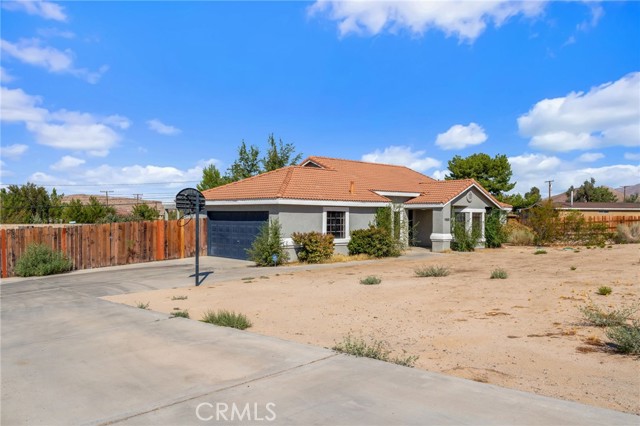 Image 3 for 15500 Pohez Rd, Apple Valley, CA 92307