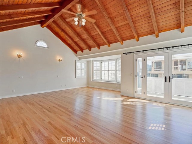 Detail Gallery Image 13 of 22 For 317 4th St, Manhattan Beach,  CA 90266 - 4 Beds | 4 Baths