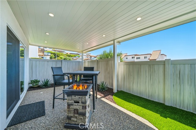 717 Calle Perlino, San Clemente CA: https://media.crmls.org/medias/4049b422-e5f8-4157-bc2e-9efc1488edc4.jpg
