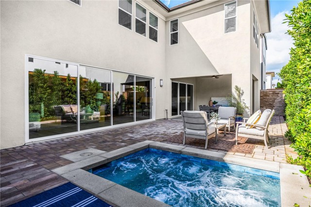 160 Royal, Lake Forest CA: https://media.crmls.org/medias/404a30c5-de4e-4e5b-ad43-b19b7005bfa2.jpg