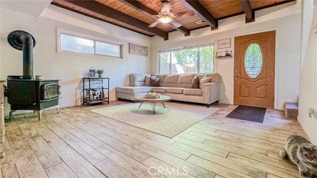 Detail Gallery Image 11 of 33 For 22903 Waters Dr, Crestline,  CA 92325 - 2 Beds | 2 Baths