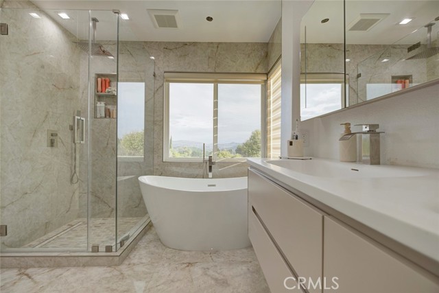 Detail Gallery Image 45 of 63 For 28030 Kenton, Saugus,  CA 91350 - 5 Beds | 3 Baths