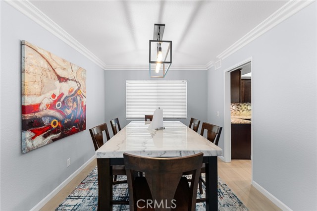 6264 N Beechwood Avenue, San Bernardino CA: https://media.crmls.org/medias/404cb5ae-d0dd-41ba-8d10-76be211755c8.jpg