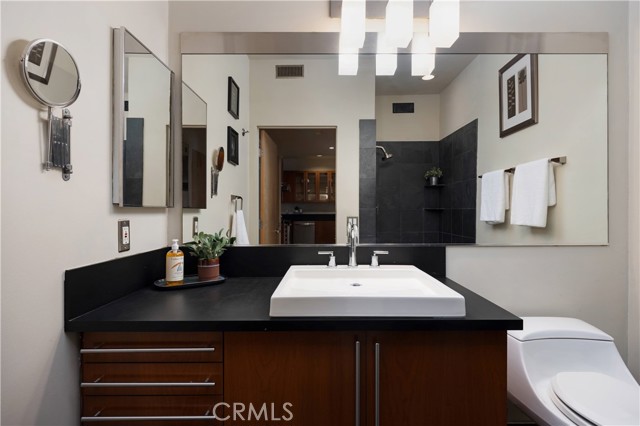 Detail Gallery Image 9 of 24 For 640 W 4th St #316,  Long Beach,  CA 90802 - 2 Beds | 2 Baths